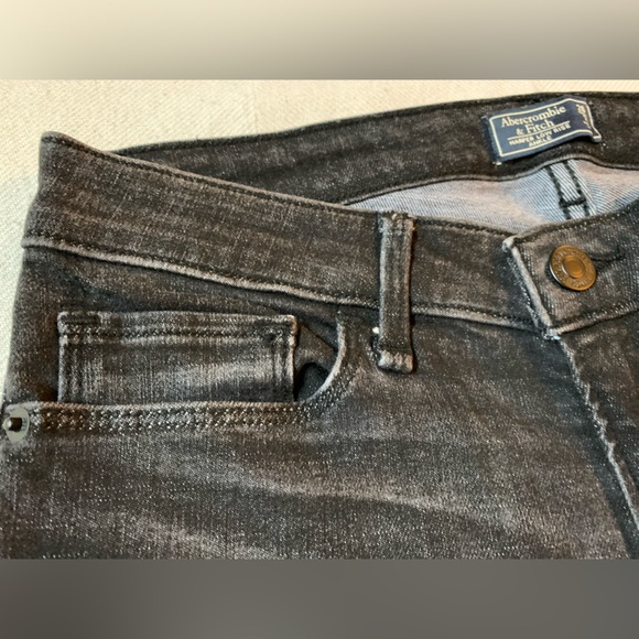 Abercrombie & Fitch Jeans - Available until Nov 15 - Picture 9 of 12